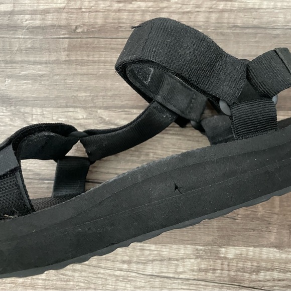 SOLD on Depop - Black Midform Tevas - Picture 5 of 6